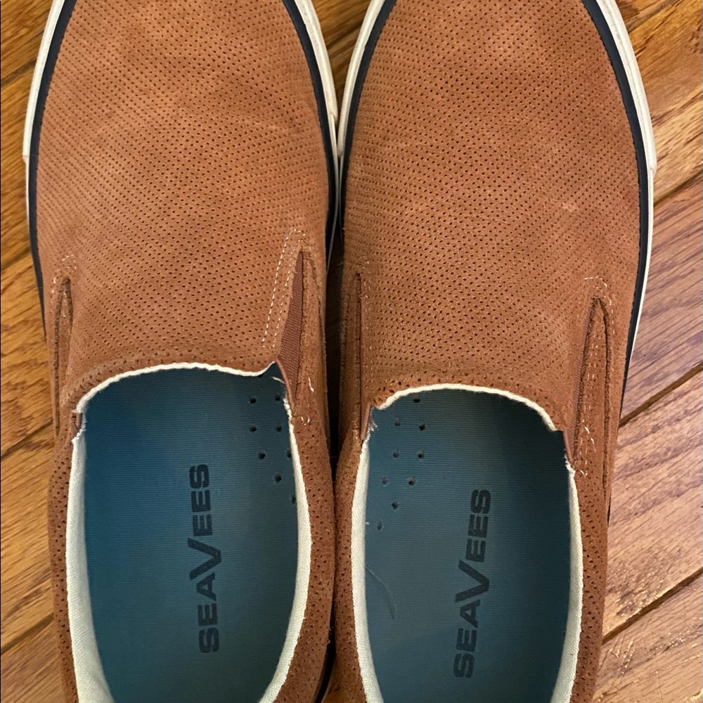 SEAVEES HAWTHORNE SLIP ON SUEDE size 9 Mens